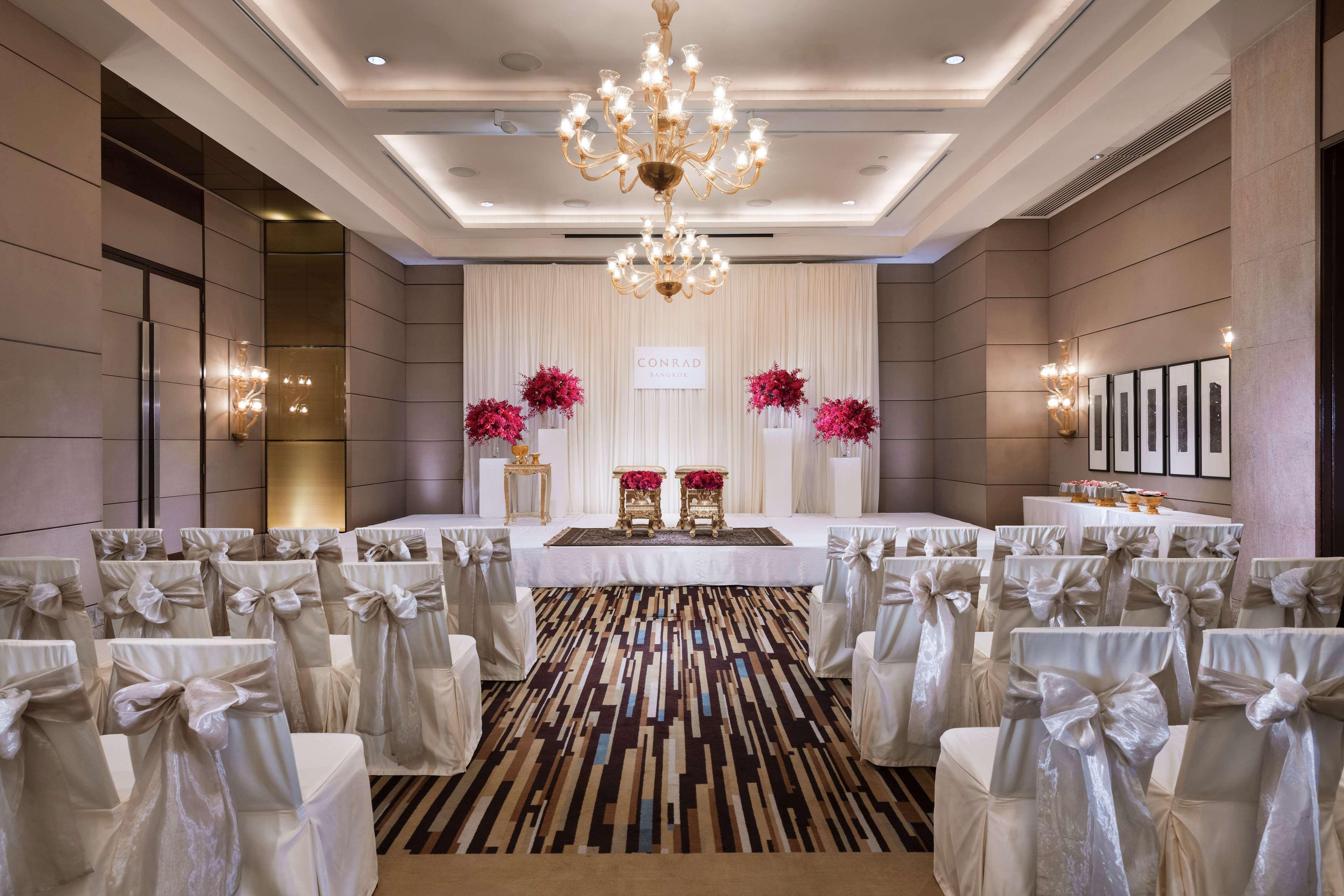 Conrad Bangkok Residences Экстерьер фото